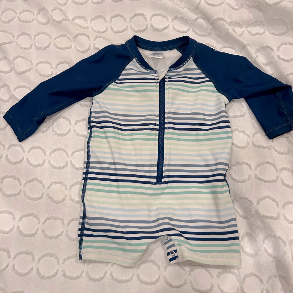 Like new RuggedButts Boys' Logo Long Sleeve One Piece Rash Guard
